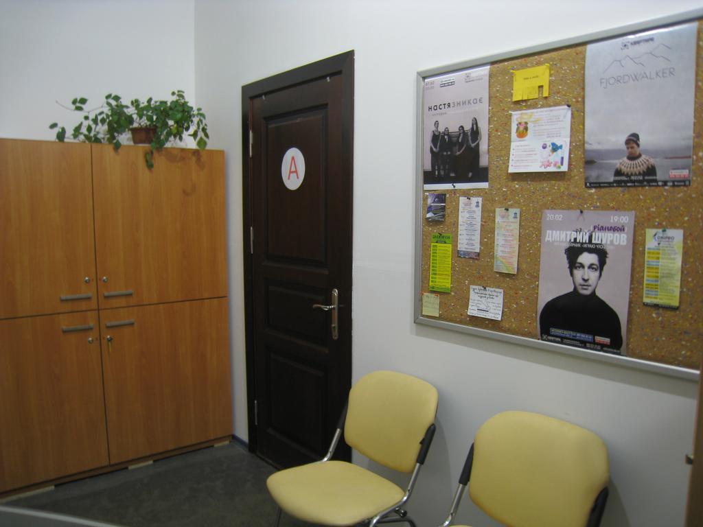 Hostel Smile-Dnepr Dnipro Exterior photo
